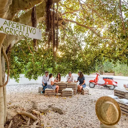 Masseria Narducci Фермерский дом *